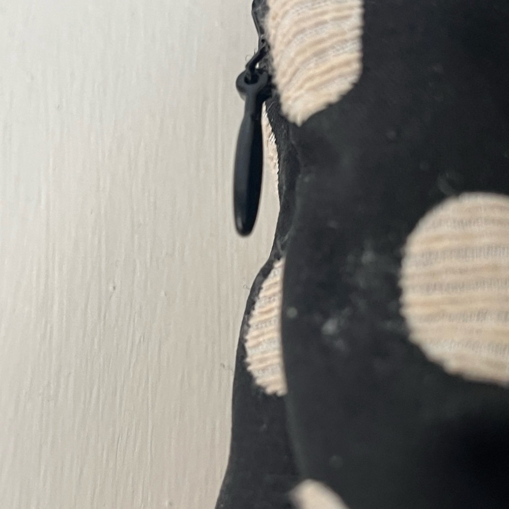 Talbots RSVP Black and Cream Polka Dot Psnt - Picture 2 of 5